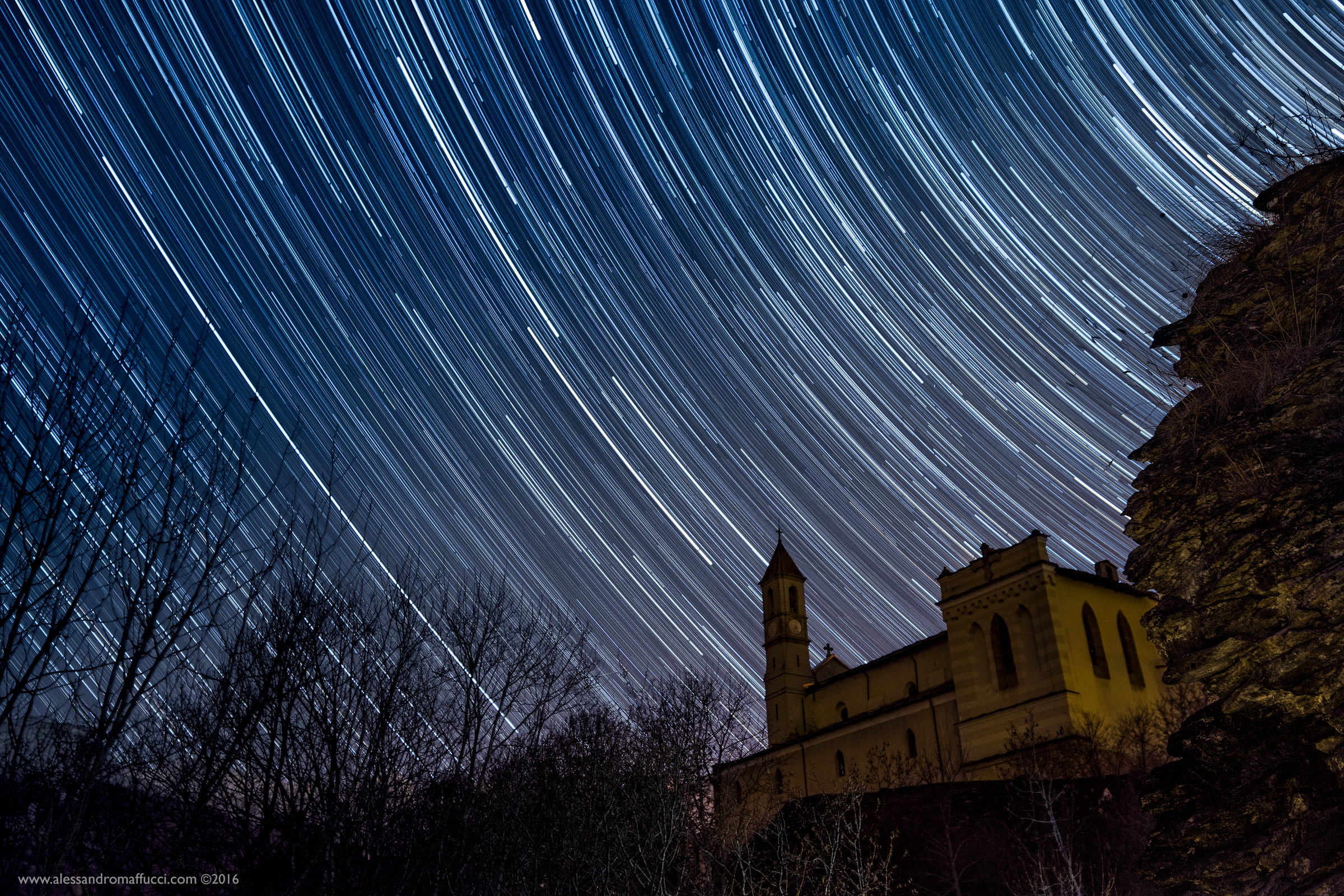 Startrails2016 2400px